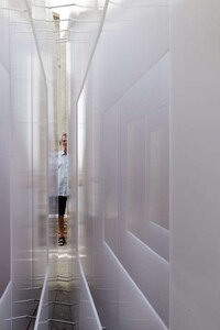 Optical Illusion Structures Image 8