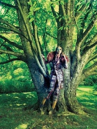 Psychedelic Sargent Pepper Editorials Image 5