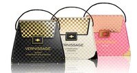 Chic Boxed Booze Bags Image 2