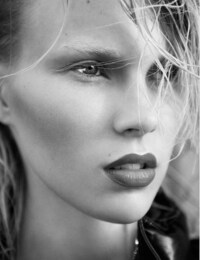 Gritty Greasy-Haired Editorials Image 6