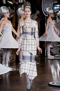 Bauhaus Homage Runways Image 6