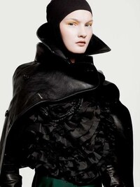 Dramatic Ebony Fashion Image 2