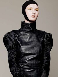 Dramatic Ebony Fashion Image 5