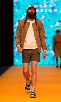 Haute Hobo Runways Image 3