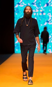 Haute Hobo Runways Image 8