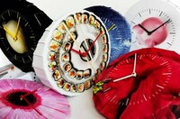 Multi-Facing Timepieces Image 6