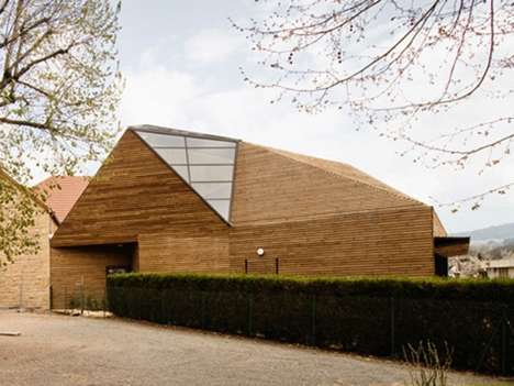 Contemporary Foldable Farmhouses