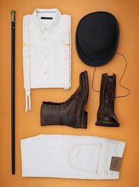 On-Screen Outfit Photos Image 6