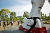 Massive Anime Monuments Image 3