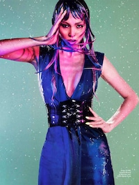 Psychedelically Wet Photoshoots Image 2