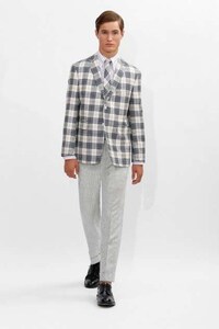 Pattern-Loaded Apparel Image 3