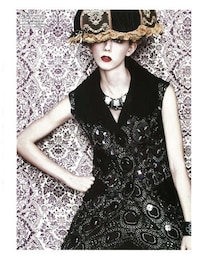 Busily Patterned Editorials Image 7