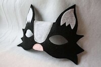 Handmade Holiday Critter Disguises Image 4