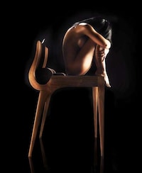 Curvaceous Wooden Workstations Image 6