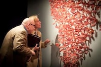 Flower-Exploding Sculptures Image 7