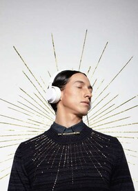 Headphone Halo Lookbooks Image 2