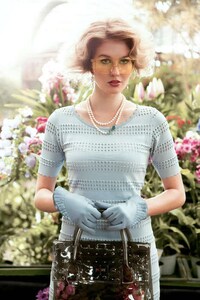 Chic Garden Party Photography Image 8