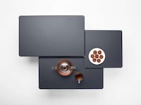 Planar Podium Tables Image 4