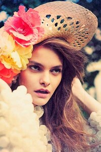 Fantastically Floral Portraits Image 7
