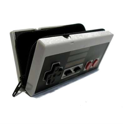 Chic Gamer Clutches