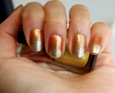 DIY Metallic-Fading Manicures