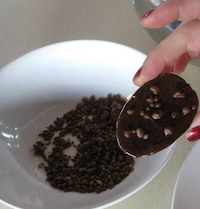 Popping Cocoa Crisps Image 5