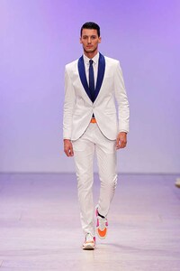 Haute High Roller Runways Image 4