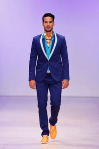 Haute High Roller Runways Image 5