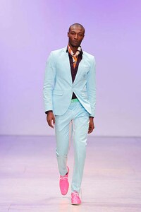 Haute High Roller Runways Image 6
