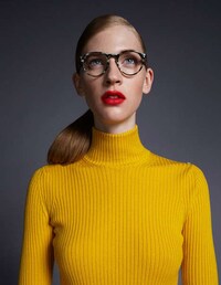 Layered Collegiate Fashion Image 7
