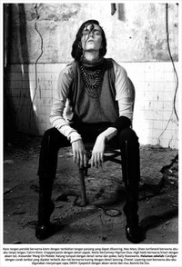 Darkly Demure Portraits Image 8