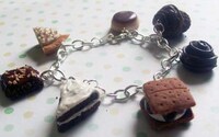 Sweet-Tooth Accessories Image 4