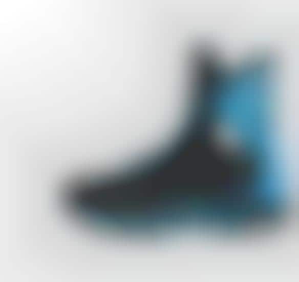Ankle Supporting Sneakers