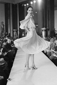 Historic Fashion Label Exhibits Image 8