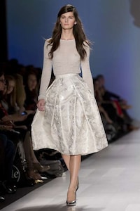 60s-Inspired Pastel Couture Image 2