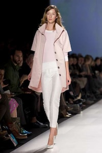 60s-Inspired Pastel Couture Image 3
