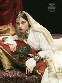 Palatial South Asian Couture Image 5