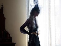Dramatic Mourning Fashion Image 4