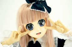 Fake-Headed Cosplay Cafes