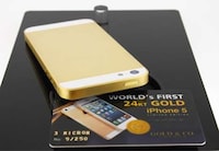 Gold-Adorned Phone Shells Image 5
