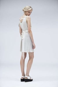 Minimalist Jersey Dresses Image 4