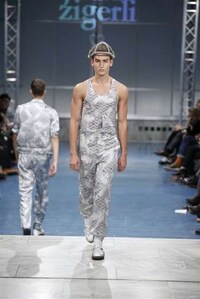 Printed Sci-Fi Sportswear Image 6