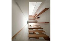 Deceiving Prison-Like Homes Image 6