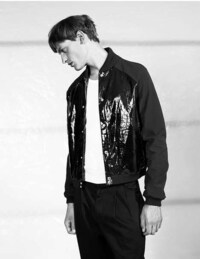 Tropically Accented Sportswear Image 8