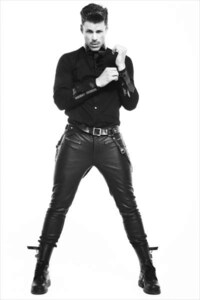 Harness-Filled Photoshoots Image 5