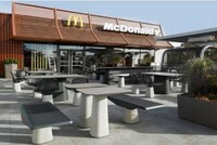 Modernized Fast Food Patio Furniture