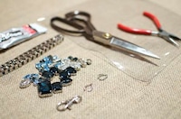 Transparent High Fashion Trinkets Image 6
