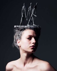 Sculptor-Inspired Photoshoots Image 3