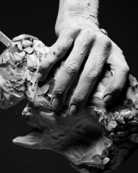 Sculptor-Inspired Photoshoots Image 4