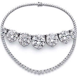 20 Elizabeth Taylor-Inspired Treasures